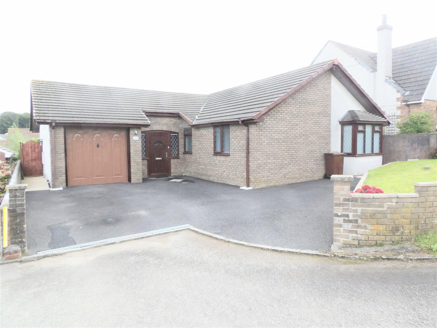 Aysshton Gardens, Callington Wainwright Estate Agents